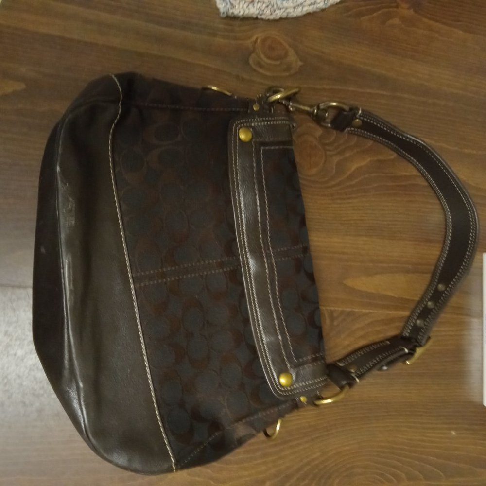 Coach handbag - Picture 2 of 8